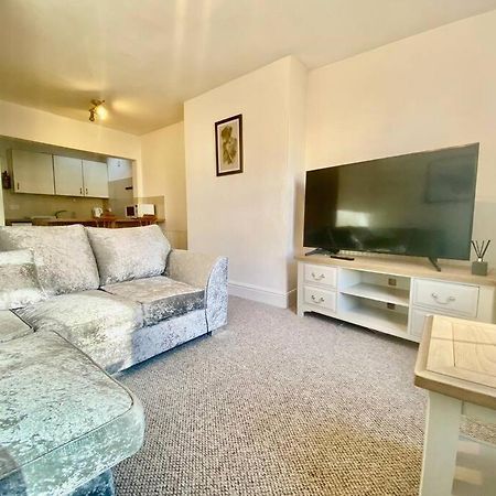 64 Bath Road - Central To Cheltenham Extérieur photo